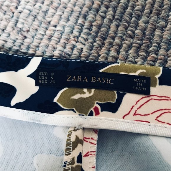 ZARA Women Pensil Skirt Retro Modern Floral Vine Print Size S - Picture 6 of 9